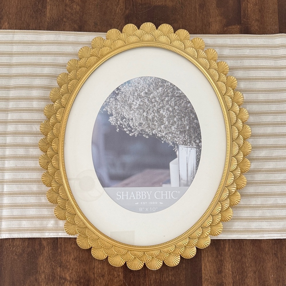 Shabby Chic Decorative Gold Oval Frame